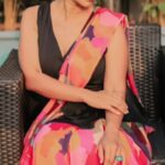 Urmilla Kothare Instagram - #reelsinstagram #reelitfeelit #music 🥰 👗 Outfit by @moresha_sameera_dalvi 📸 @the_pixeleyes 📍 Edited by @saurabh_kitchen_ #sareelove #fashiondiaries #urmilakothare
