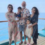 Urmilla Kothare Instagram - 🛳 Had such an amazing time cruising with these guys .... Can't wait for the next vacation @kangatrainingindia @amit.jambotkar 😊 . . . #instamood #photooftheday #goodvibes #travelphotography #cruise #trip #vacation #fashion #ootd #style ✨ Cordelia Cruises
