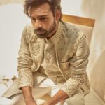 Vaishnav Tej Instagram - Minty for the beautiful wedding #varunlav Styled by - @ashwin_ash1 & @hassankhan_3 Style team - @ahmedxmirza Outfit - @shantanunikhil Shoes - @shutiqofficial Shot by - @arifminhaz Make up - @vamsi_makeupartist Hair - @stylist_pranav Costumer - @chraju139