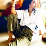 Vaishnavi Dhanraj Instagram - How do you know it's love and not just a crush? Let us apply a simple rule developed by the philosopher and theologian GK Chesterton. True love, he claims, is not blind; rather, it is bound. And the more bound it is, the less blind it becomes. That's the distinction. A crush is blind, which is a good thing. You own a crush, and you don't have to confront the reality of who that other person is. You can put them on a pedestal and lavishly love them, and they will never hurt you. A crush is safe. Nonetheless, a relationship is not safe. A relationship is risky. A relationship means saying, "I'm not just blindly loving and following you; I'm embracing you despite knowing who you really are." You may not always be perfect, and yet I stand with you. Love is not about being blind, love is being bound. A crush is blind, but blissfully so. #fromsource #mondays