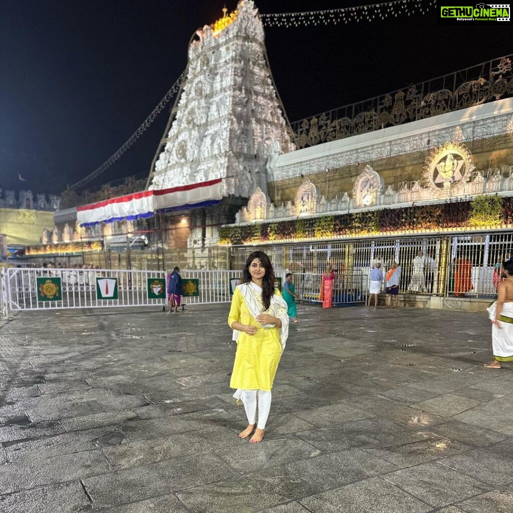 Varshini Sounderajan Instagram - Bliss ✨✨✨ Tirumala Tirupati Devasthanams(TTD)