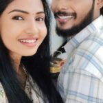 Venba Instagram - Athalam soldra vishayam ila naana purinjukura vishayam♥️ Nira Epsiode - 1 released in CHECKMATE Channel. Link in Bio Watch & Enjoy Your diwali with NIRA😉 Stay tuned and subscribe Checkmate YouTube Channel for more updates. #love #webseries #ravivjactor #nira #trending #couples #romanticcouples #understandinglove #watsappstatus #reelsinstagram #explorepage #lovequotes #checkmate #kollywood #thalapathy #youtube #husbundandwife #lovely #vjravi