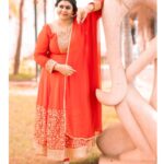 Vichithra Instagram - I ALWAYS BELIEVE THERE'S A REASON WHY WE GO THROUGH EVERYTHING DEARS.❤❤❤❤❤❤❤❤🩷🩷🩷🩷🩷🩷❤❤❤🩷🩷 Anarkali suit desighned by @femme_lia_ Photographer @lokesh_photos #wisdom. #wisdomquotes #red #reddress ##anarkalisuits #