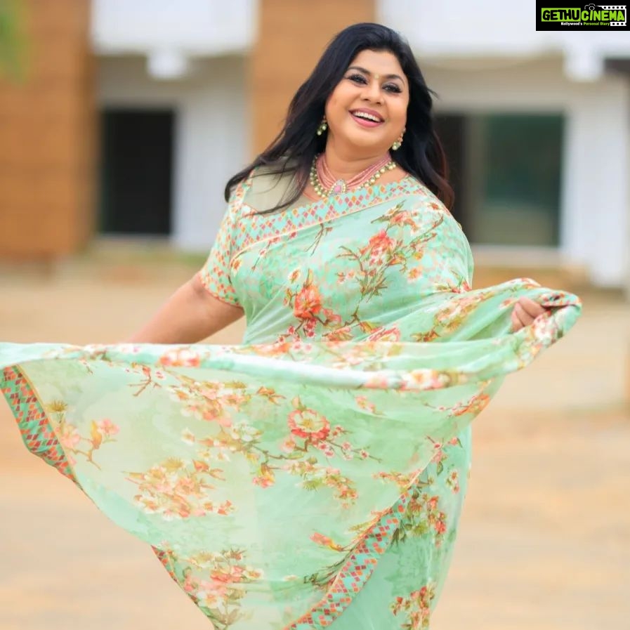 Vichithra Instagram - "I rebel " therefore I exist dears .. Goodmorning all ... πππππππππ Photographer @lokesh_photos Costume. @soch stories Jewellery @tharunis_jewellery Location @evpfilmcity #goodmorning #goodvibes #happysunday #positivevibes #staymotivated #weekendvibes