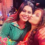 Vichithra Instagram - Pretty @im_raveena_daha as me in #cwc4 today. 🥰🥰🥰🥰🥰 She looked #gorgeous in #orange #saree 🧡🧡🧡🧡🧡🧡🧡🧡🧡🧡🧡🧡🧡🧡🧡🧡🧡