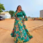 Vichithra Instagram - I am an original, and that's perfection in itself dears . #goodevening #retro #goodeveningall #cwc #cwc4 #happyweekend #cwc2023 #happyevening .