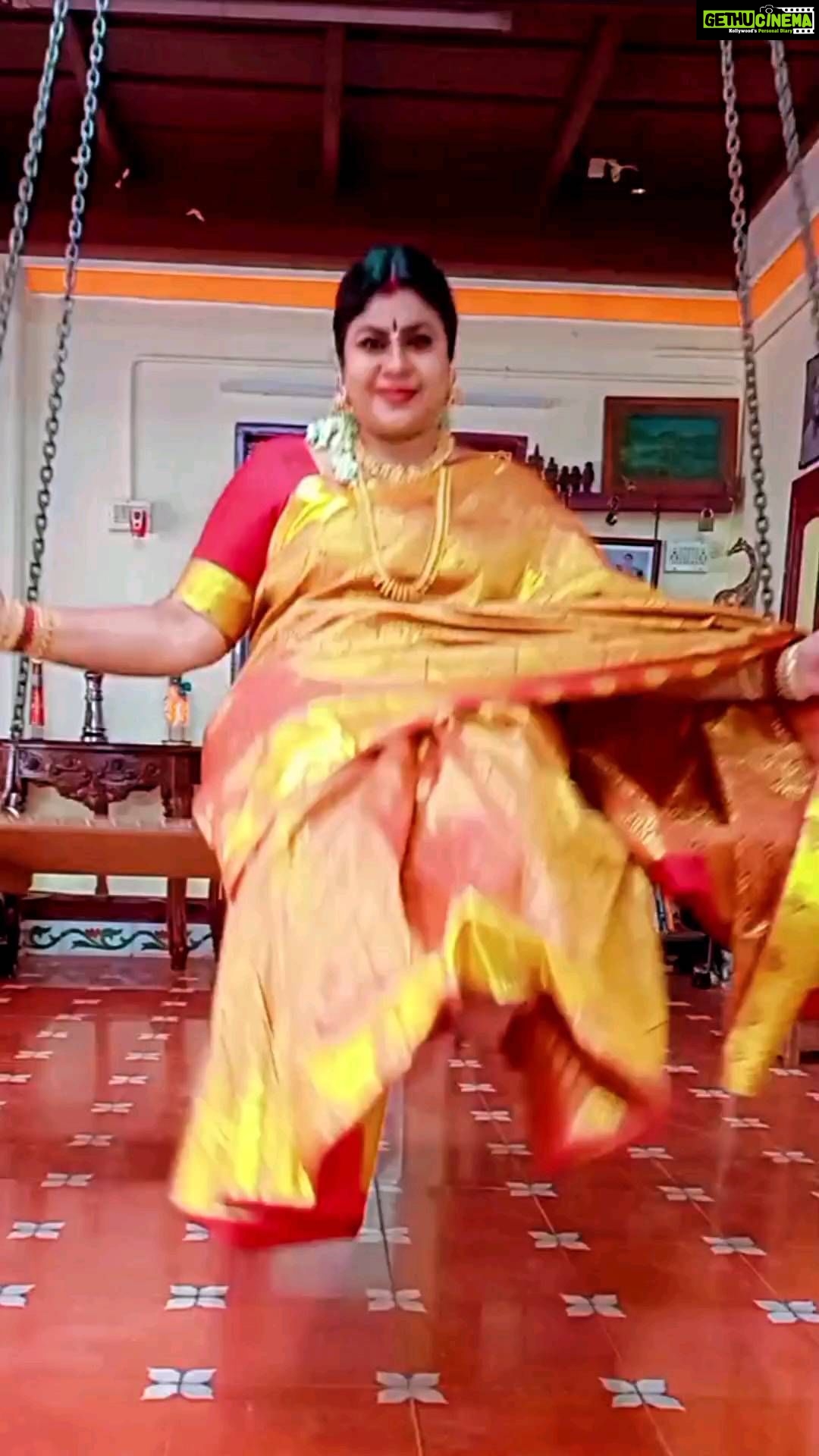 Vichithra Instagram - Discover the child in you .....❤❤❤❤❤❤❤❤❤ #shootingspot #kumbakonam #karthigaideepamserial #zeetamizh #zeetamil #instareels #starvijay #reelsforu #tamilsongs #morningmotivation