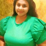 Vichithra Instagram - 100k .......😊😊😊😊😊 #Humbled Love you all #instafamily ❤❤❤❤❤❤ #newpost😍 #instaphoto #instabook #neverquit #getmotivatedbyvichu #pose #elegance #green #myedits #followｍe #instafollow #smile #smiletolife