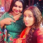 Vichithra Instagram - Pretty @im_raveena_daha as me in #cwc4 today. 🥰🥰🥰🥰🥰 She looked #gorgeous in #orange #saree 🧡🧡🧡🧡🧡🧡🧡🧡🧡🧡🧡🧡🧡🧡🧡🧡🧡