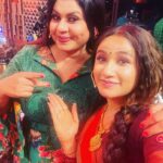 Vichithra Instagram – Pretty @im_raveena_daha  as me  in #cwc4 today. 🥰🥰🥰🥰🥰
She looked #gorgeous  in #orange #saree
🧡🧡🧡🧡🧡🧡🧡🧡🧡🧡🧡🧡🧡🧡🧡🧡🧡