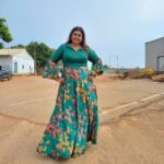 Vichithra Instagram - I am an original, and that's perfection in itself dears . #goodevening #retro #goodeveningall #cwc #cwc4 #happyweekend #cwc2023 #happyevening .