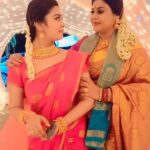 Vichithra Instagram - #Shrees of #karthigaideepamserial #rajashreerupashree 🤩🤩🤩🤩🤩🤩🤩🤩🤩🤩🤩🤩🤩🤩 #happysunday #happysundayeveryone #newpost #newproject #newgetup