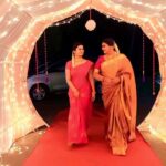 Vichithra Instagram - Enge porom theriyuma?????? #karthigaideepamserial #bts #instareels