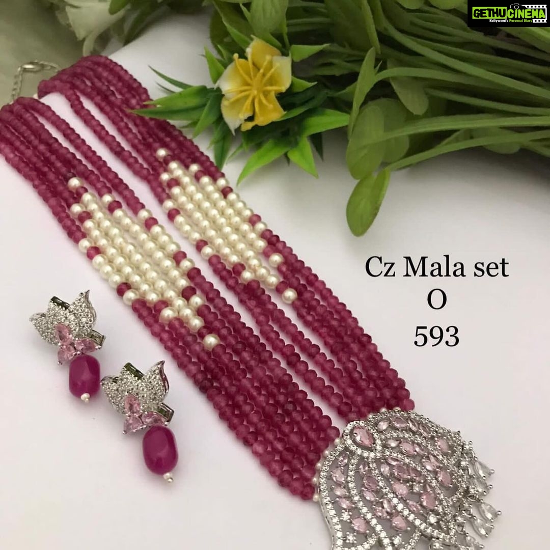 Vichithra Instagram - #bigbosstamil #crystalset#pinkcrystal #zercon #vijaytv #vijaytelevision#bigboss7tamil#instafashion #instashopping