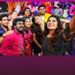 Vichithra Instagram – Teamed with #cwc4 family.
It was funfilled with songs and dance.
My team rocked specially
@kishorerajkumar  you rocked bro
@sherinshringar  baby @monisha.blessy 
@thangadurai_actor @gajaa23 
@priyankapdeshpande  @_andreanne__  made my day fantastic. #startmusic
@vijaytelevision ❤️❤️❤️