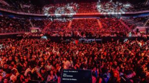 Vijay Antony Instagram - How we managed to gather this many people in just 20 days? We call it the ✨Vijay Antony Magic✨ What you see here is the combined effort of MalikStreams and team over the two weeks since the announcement of concert. Sleepless nights in finalizing the artist lineup, working closely with the artists and at the same time making sure the stage is set for an awesome evening for all our audience, definitely paid off, Snaps of majestic moments during the concert and we are just here with heart eyes 😍 😍😍

Vijay Antony - Live in Concert
29 October 2023
Axiata Arena, Bukit Jalil

Brought to you by @msgold.my⚜

@vijayantony 
@datoabdulmalik 

Photo By @dhivager & Team