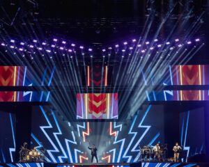 Vijay Antony Instagram - WHAT AN AMAZING EVENING IT WAS! 😍🙌🏽🥳 Singer Vijay Antony’s entry is proof for all things awesome that went down last night 😎💃🕺

Vijay Antony - Live in Concert
29 October 2023
Axiata Arena, Bukit Jalil

Brought to you by @msgold.my⚜

@vijayantony
@datoabdulmalik

Photos By @dhivager & Team

#vijayantonyliveinconcert
#VAbyMSC
#malikstreams
#VijayAntony
#liveinconcert
#OGVibe