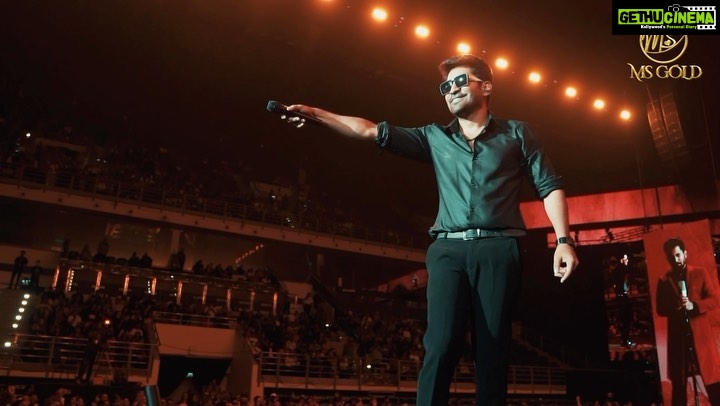 Vijay Antony Instagram - You can’t go wrong with #OGVibe ❤️‍🔥 Glimpse from post Vijay Antony Live in Concert happened in Kuala Lumpur! The excitement shown by fans is more then enough to feel the vibe happened in the concert. Definitely a night to remember 💥 Vijay Antony - Live in Concert 29 October 2023 Axiata Arena, Bukit Jalil Brought to you by @msgold.my⚜ @vijayantony @datoabdulmalik Video by: @mr.graphicsstudio & Team #vijayantonyliveinconcert #VAbyMSC #malikstreams #VijayAntony #liveinconcert