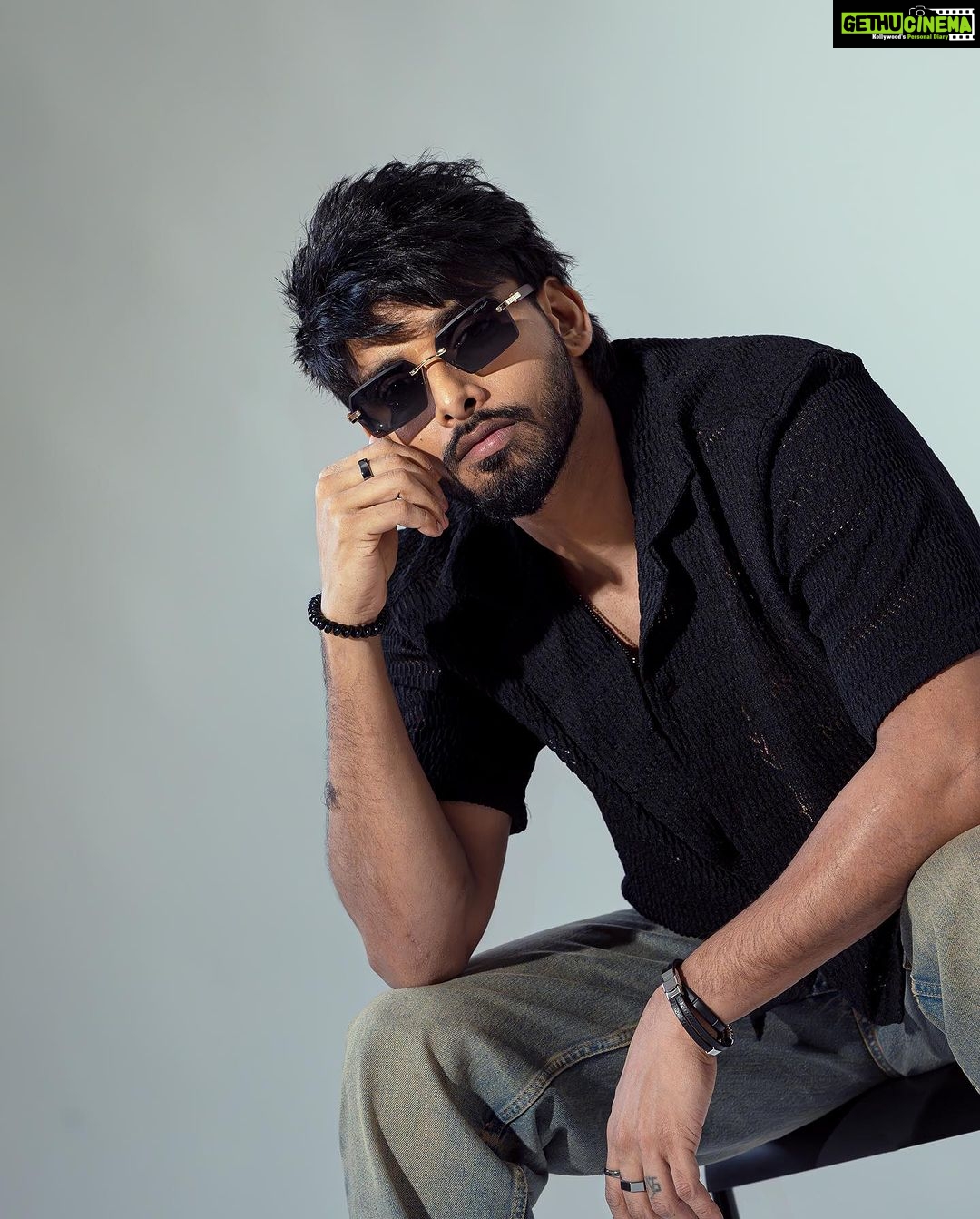 Vijay Varma - 22.4K Likes - Let’s do this my way!
Photographer - @absystudios
MUA - @theeyequisite
Hairstylist - @afrofranklin
Studio - @allsevensstudio
#bigboss #vijaytelevision #disneyplushotstar