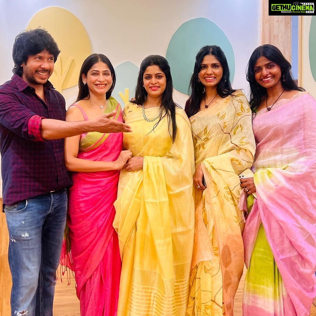 Vijayalakshmi Instagram - Congrats @shruthi.karthik on giving a beautiful form to your Montessori dream! Wat a lovely space u have created for the little hoomans. Full of love.. full of life! So adorable. Can’t wait to watch your kutty kutty students walk in and light up the place more 🤍🫶 @adhyshivmontessori