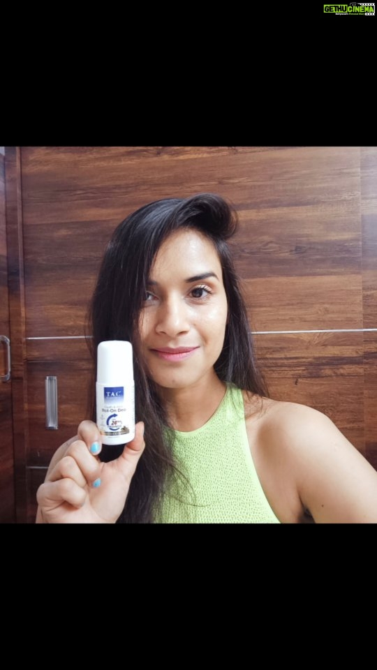 Vimmy Bhatt Instagram - The Ayurveda Co. 1.) T.A.C Beetroot lip Butter with SPF 20 for dry & pigmented lips 2.)T.A.C Whitening Underarm serum . It's lightens & smoothens dark underarm skin. 3.) T.A.C Oudh & Aloe Roll- On Deo for upto 24hours of freshness ❤️ #theayurvedacompany #tac #ayurvedalifestyle #lipcare #instacollab #collaborationindia #reelsinstagram
