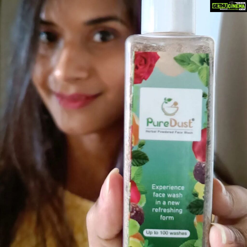 Vimmy Bhatt Instagram - These beautiful products by @puredustindia are amazing. The reason is no harsh chemicals in them and they are completely herbal. It's worth giving a try to these beautiful made in india skin care products by @puredustindia ❤️❤️ #puredust #puredustindia #herbal #powderbased #haircare #herbalproducts #herbalbrand #collaborationindia #instacollab #chemicalfree #madeinindia #skincare #indianproducts