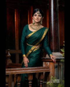 Vindhuja Vikraman Instagram - 💚

Mua @parvathyrajsmakeupstudio
Pic Akhilskiran
Jewelry @jhoomarbyparvathyraj