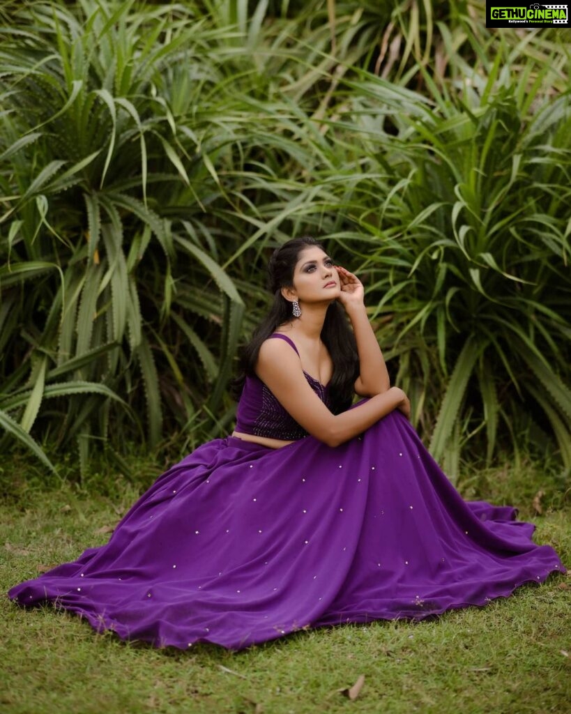Vindhuja Vikraman Instagram - Some Stories Never Ends💜💜💜💜 Pic @thekkan_thaanthonni 📸 Mua @magicfeather_makeoverartistryCostume @aalaadesigners Jewelry @planetjewel Trivandrum, India