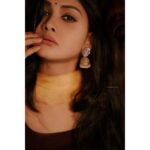 Vindhuja Vikraman Instagram - "The face is the mirror of the mind, and eyes without speaking confess the secrets of the heart" 💔 @aneesh_traveller 📸