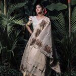 Vindhuja Vikraman Instagram - Thank u @db_keralasarees for this gown dress ❤️ Pic @midhinlal Mua and Hairstyling @abilashchicku Jewelry @planetjewel Costume @db_keralasarees Location @avoki_resorts Team @emeraldmodellingcompany AVOKI Resorts