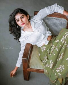 Vindhuja Vikraman Instagram - @_renjithmurali_ 📸
@3days_designs 👗