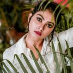 Vindhuja Vikraman Instagram - Hunt or Be Haunted 💔 Pic @_renjithmurali_ 📸 Costume @3days_designs 👗 Kerala