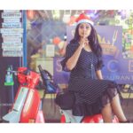 Vindhuja Vikraman Instagram - Merry Christmas 🎄🎄🎄🎄 @dileepdk_photography 📸 @indiancinemagallery_official Barbecue SPACE Restaurant Palayam