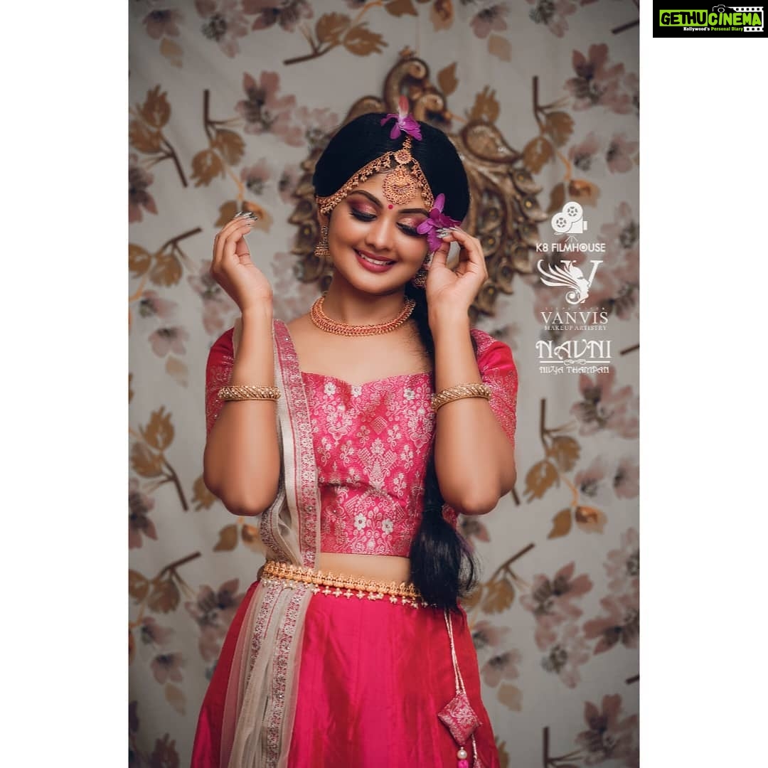 Vindhuja Vikraman Instagram - Radha Series ❤️ . Click @director_k8_filmhouse 📸 @pranav_sudarsanan . Make up @vanvis_makeup_artistry 👩🎤 . Costumes @nivyathampan 👗 . Nails @_____nailart_swagger______ 💅