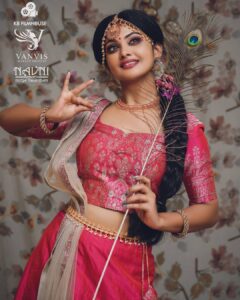 Vindhuja Vikraman Instagram - Radha Series ❤️
.
Click @director_k8_filmhouse 📸
.
Make up @vanvis_makeup_artistry 👩‍🎤
.
Costumes @nivyathampan 👗
.
Nails @_____nailart_swagger______ 💅