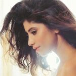 Vindhya Tiwari Instagram - दशहरा एक उम्मीद जगाता है, बुराई के अंत की याद दिलाता है, जो चलता है सत्य की राह पर, वो विजय का प्रतीक बन जाता है। Happy Dussehra 🙏😇❤️ #jaishreeram Mumbai, Maharashtra
