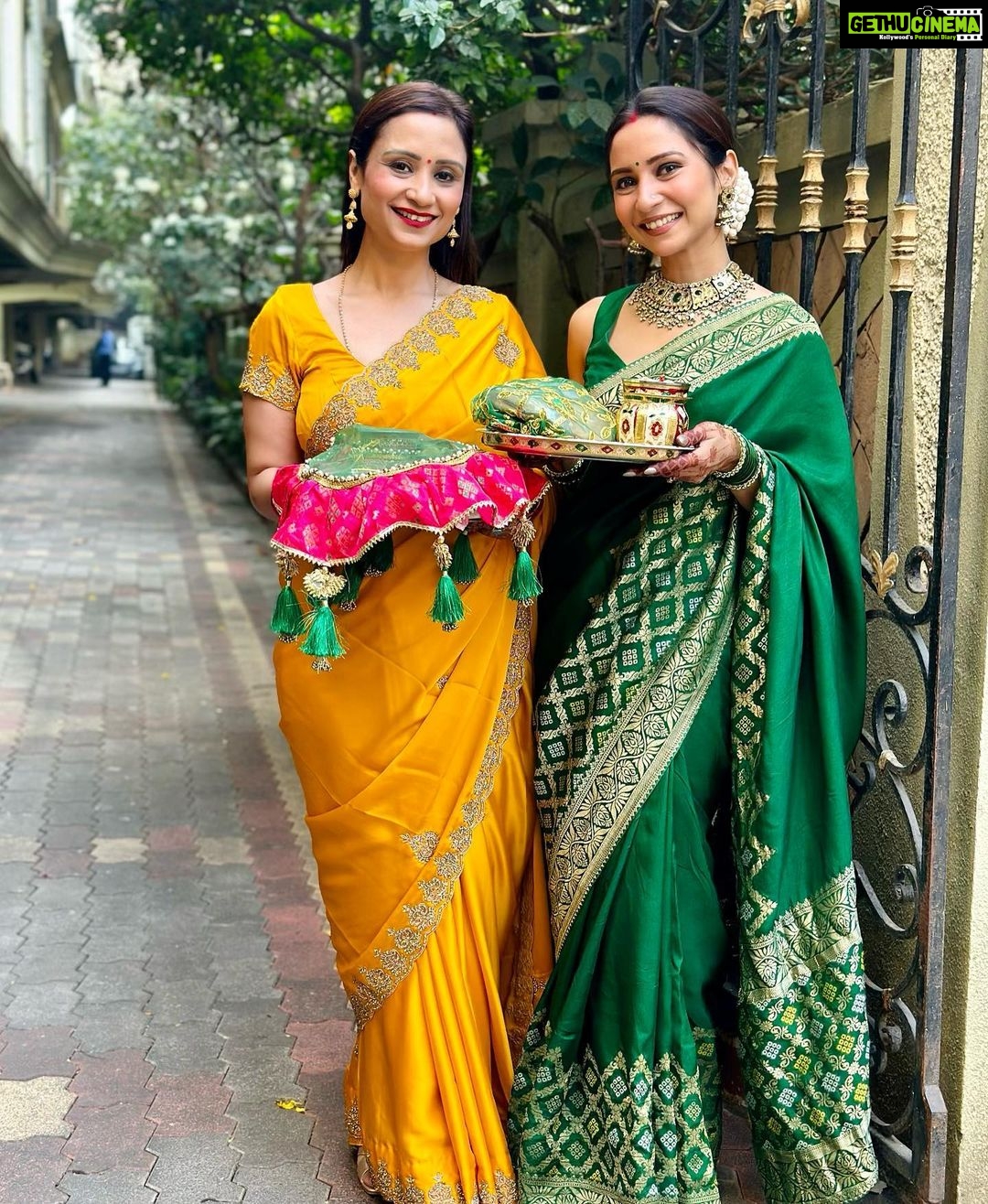 Vinny Arora Instagram - My favourite day of love ❤️ Karwachauth ‘23🌙✨