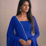 Vinusha Devi Instagram – 🦋🧿

Styled by @indu_ig 
Photography @haran_official_ 
Outfit @__tyorce__

#vinushadevi #blueoutfit #recent4recent #startmusicpremierleague