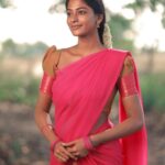 Vinusha Devi Instagram - கருப்பட்டி கரைச்சு செஞ்சு வச்ச செலையா ✨❤️ Shot by @haran_official_ Dhavani @ivalinmabia #vinushadevi #dhavani #photoshoot
