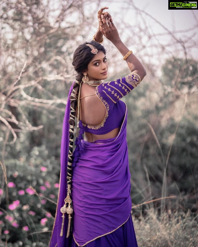 Vinusha Devi Instagram - I purple you 💜 Ft @vinusha_devi shot by @haran_official_ @indu_ig @jiyamakeupartistry @yaradesigners @ramya_deva_9 @fineshinejewels . . . #stylewithig #vinushadevi #bb7 #vijaytelevision #fashionphotography #vinushadevi_karupazhagi #photoshoot #lehengasaree #lookoftheday #biggbosstamil Chennai, India