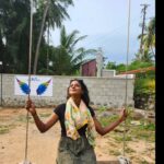 Vinusha Devi Instagram - Day 2 in varkala vacation #kayaking at golden island 🏝 #bestvacationactivity don't miss this place when you visit varkala #varkala #goldenisland #kayakingadventures #vinushadevi Golden Island Varkala