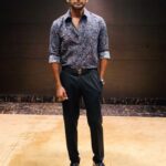 Vishal Instagram – @ Hyderabad for the Pre-Release Event !!

Promotions on full throttle !

Welcome to the #WorldOfMarkAntony

#MarkAntony

Styling – Manasa Subramani @stylebymanasa
Make up – Nandu 
Hair – Lakshman