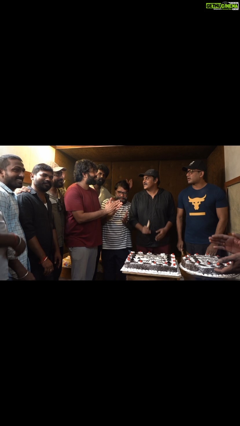 Vishal Instagram - & it’s a wrap for #MarkAntony today for me & my dear brother & darling #Sunil It’s been a wonderful experience & magnificent journey, thank u #Adhikravi, thank u #Vinod Can’t wait to show u all the movie, i am sure u will love it, coming very soon to theatres near you, GB #MarkAntonyComingSoon