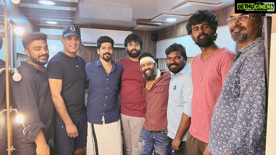Vishal Instagram - Everything positive about #MarkAntony. Song shoot completed. One more day of shoot to go, Excitement max 🤩🤩