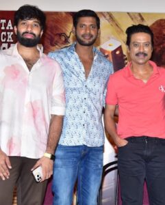 Vishal Instagram - @ Hyderabad yesterday for #MarkAntony 

Thanking each & everyone for the overwhelming support, GB

#WorldOfMarkAntony