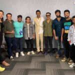 Vishal Instagram – Kickstarted promotions of Hindi version of #MarkAntony in Mumbai from yesterday Sep 5th in full swing. 

Welcome to the #WorldOfMarkAntony and am sure you will all love the Sci Fi, time travel thriller movie #MarkAntony releasing on September 15th in Tamil & Telugu and on September 22nd in Hindi.

Just finished the hindi trailer launch event amidst media to a grand reception and had a great interaction with them. Watch it & enjoy it.

Much thanks to @reliance.entertainment, @pvrpictures , @brightoutdoormedia & others for your invaluable support, GB

Styling by – THE MS LABEL
Hair styling by – Lakshman
Make up by – Nandu