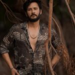 Vishnu Instagram – Stepping into another year in style🖤
.
📸- @camerasenthil
Styling – @shreshta_iyer @kavya_kd9 
Makeover- @makeoverby_vibha 
.
#vvians #vishnuvijay #kollywood #birthday