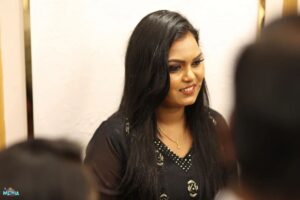 Vishnu Priya Instagram - Villupuram Studie'o7 Signature Lounge

@ivishnupriyagandhi