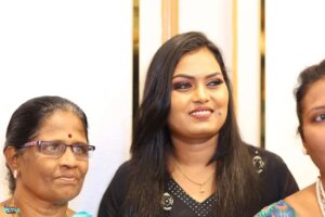 Vishnu Priya Instagram - Villupuram Studie'o7 Signature Lounge

@ivishnupriyagandhi