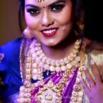 Vishnu Priya Instagram – Silksmitha 🔥 👰‍♂ look 

Mua @trichy_makeup_artist_rekhas 

📸 @prabhu.ganesh_pgp 

👗 @lithas_rentals 

#bridalmakeup #photooftheday #photography #costume #rentals #lithas #makeuplooks #trichymakeupartist #bridalstudio Rekha bridal make up